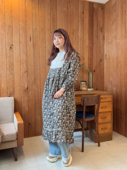 【WEB限定】胸元配色花柄ワンピース（チャコールグレー/ブラウン/ミント）｜Samansa Mos2（サマンサ モスモス）通販