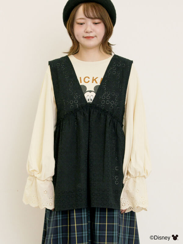 セール】 【Disney】ミッキーマウス/レース柄ベスト（オフホワイト