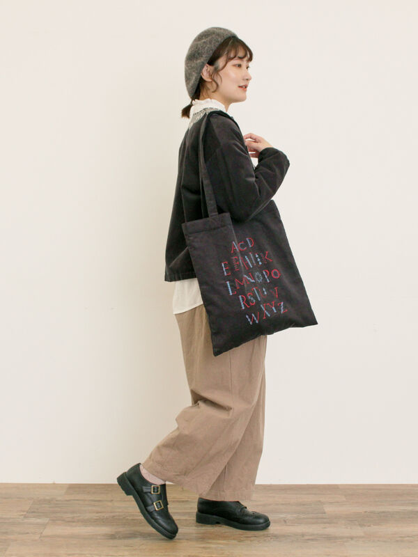 マカベアリス×Samansa Mos2】刺繍トートバッグ（ブラック