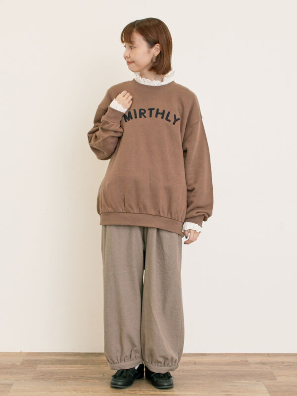 飛び裏毛ざっくり刺繍ロゴスウェット（レッド/ブラウン/キナリ