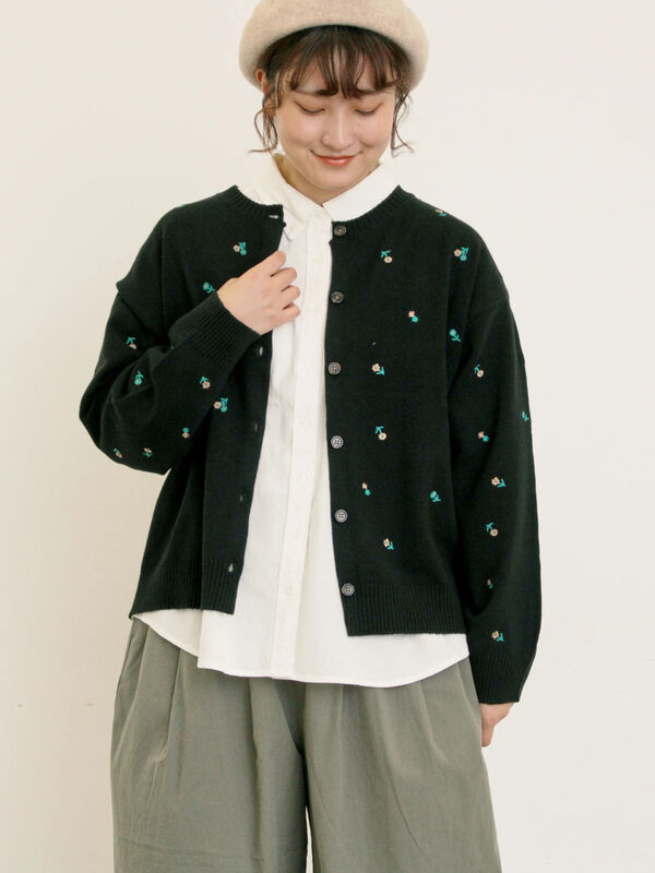 花柄総刺繍ニットカーディガン（ブラック/ボルドー/オレンジ