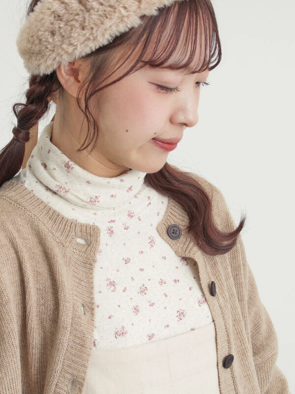 セール】 【吸湿発熱】ベア天花柄タートルネックインナー（ピンク