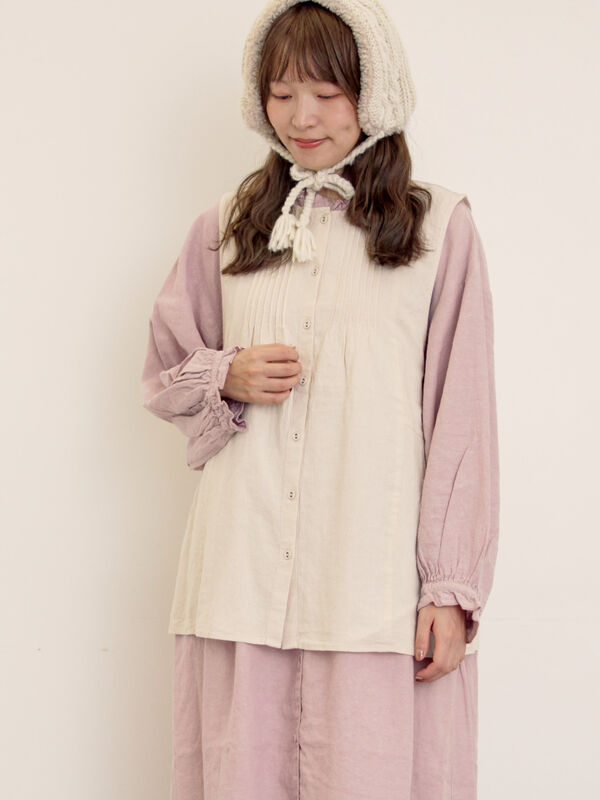 セール】 【Cross×Linen】ピンタックベスト（チャコールグレー/ピンク