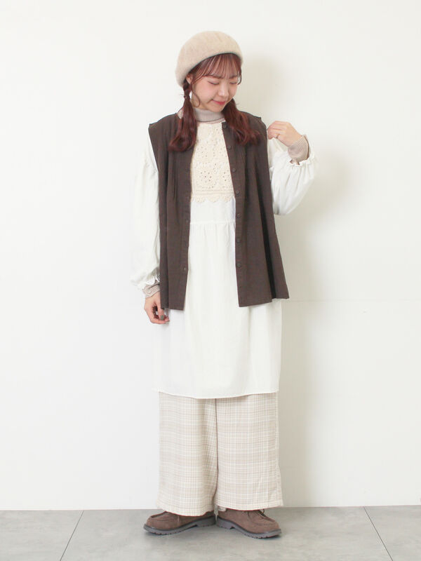 セール】 【Cross×Linen】ピンタックベスト（チャコールグレー/ピンク