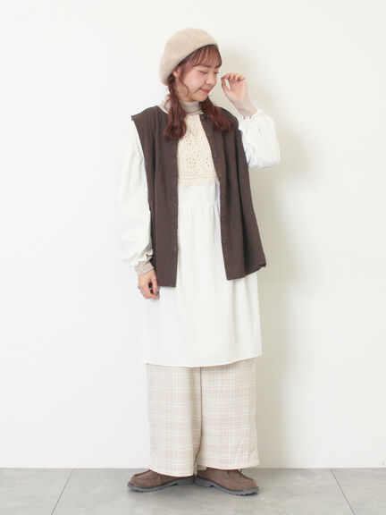 【Cross×Linen】ピンタックベスト（チャコールグレー/ピンク/キナリ）｜Samansa Mos2（サマンサ モスモス）通販