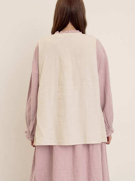 【Cross×Linen】ピンタックベスト（チャコールグレー/ピンク/キナリ）｜Samansa Mos2（サマンサ モスモス）通販