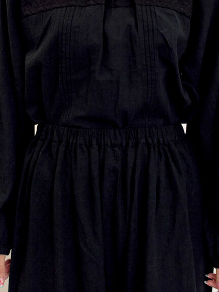 [吸湿発熱]裾レースペチパンツ（オフホワイト/ブラック/キナリ）｜Samansa Mos2（サマンサ モスモス）通販