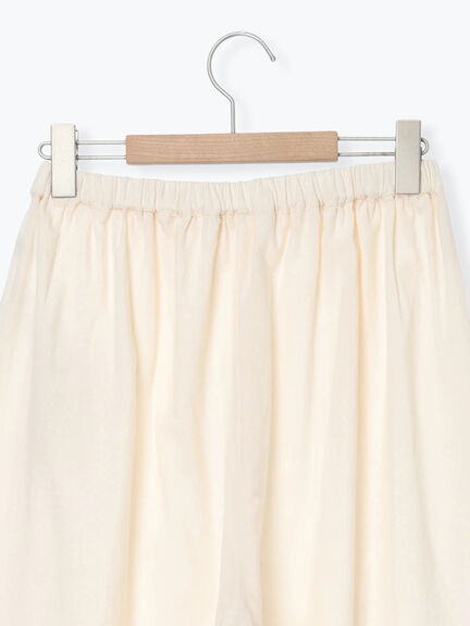 [吸湿発熱]裾レースペチパンツ（オフホワイト/ブラック/キナリ）｜Samansa Mos2（サマンサ モスモス）通販