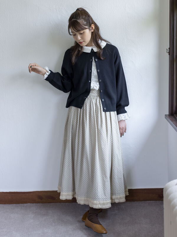 新正　ヒノトリ　コスモス ゆべし×Samansa Mos2】フリルブラウス（オフホワイト/ブラック