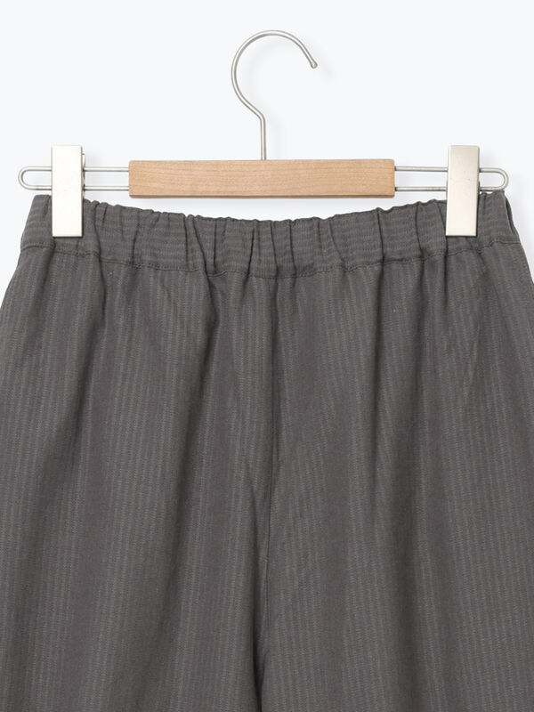 セール】 ストライプツイル裾タックパンツ（チャコールグレー/ベージュ
