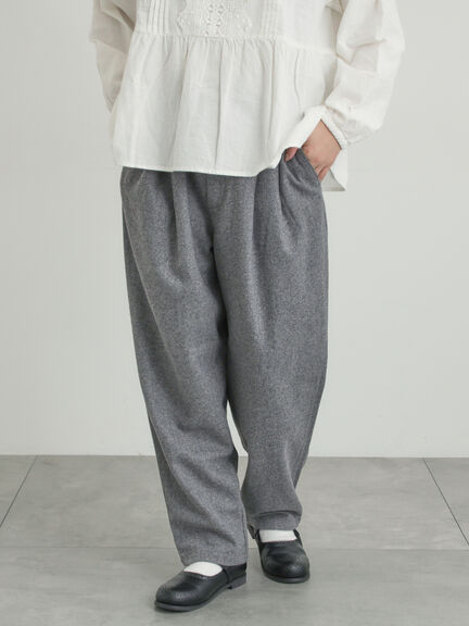 【帯電防止】ウール混テーパードパンツ《M/Lサイズ》（チャコールグレー/モカ/カーキ/キナリ）｜Samansa Mos2（サマンサ モスモス）通販