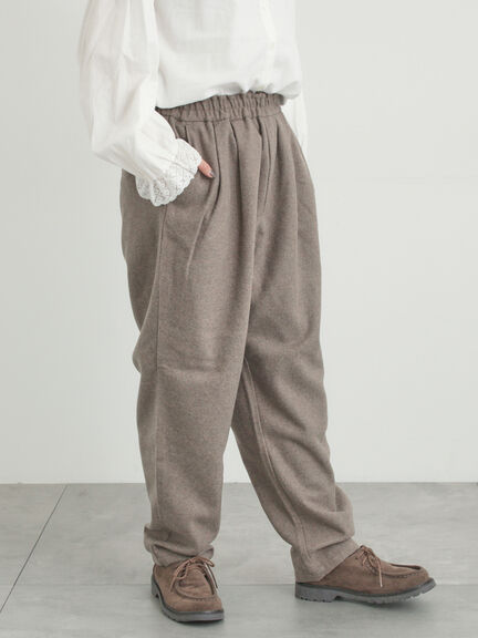 【帯電防止】ウール混テーパードパンツ《M/Lサイズ》（チャコールグレー/モカ/カーキ/キナリ）｜Samansa Mos2（サマンサ モスモス）通販