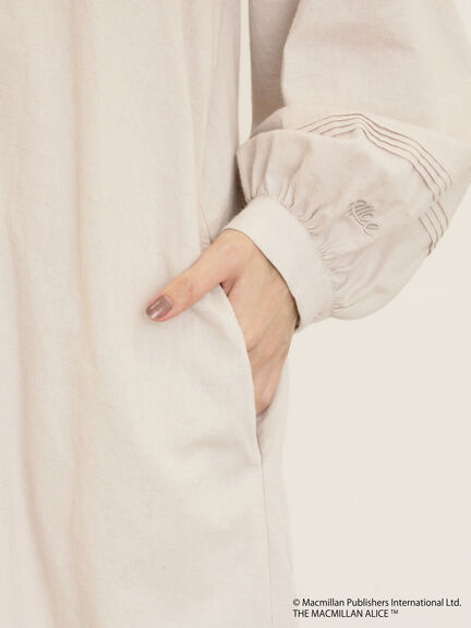 【Alice×Samansa Mos2】スタンドネック裾タックワンピ（ベージュ/サックスブルー）｜Samansa Mos2（サマンサ モスモス）通販