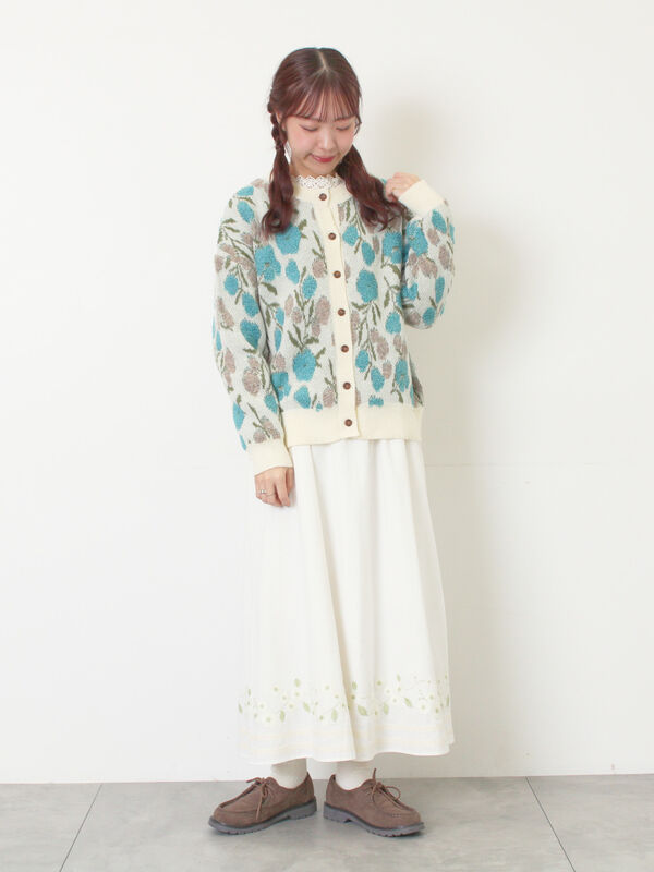 WEB限定】花柄刺繍ギャザースカート（ブラック/モカ/キナリ/ボトムス