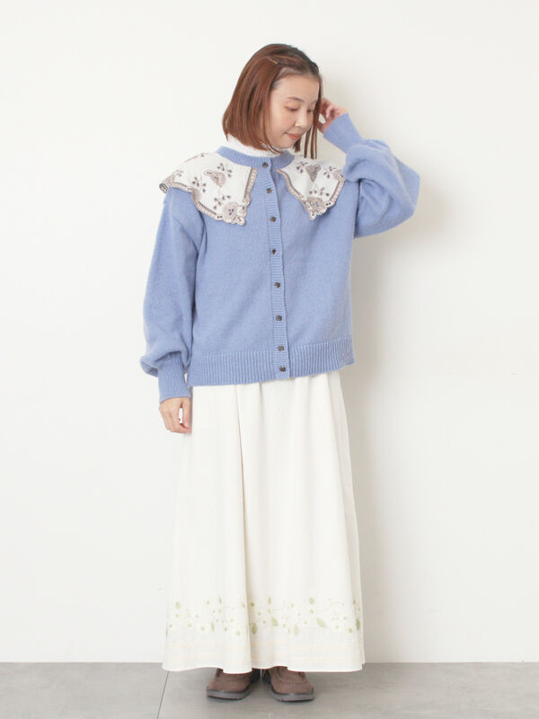 WEB限定】花柄刺繍ギャザースカート（ブラック/モカ/キナリ/ボトムス
