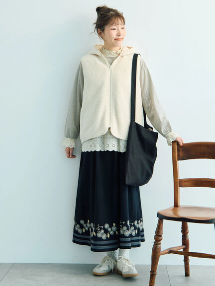 【WEB限定】花柄刺繍ギャザースカート（ブラック/モカ/キナリ）｜Samansa Mos2（サマンサ モスモス）通販