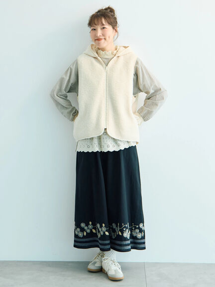 【WEB限定】花柄刺繍ギャザースカート（ブラック/モカ/キナリ）｜Samansa Mos2（サマンサ モスモス）通販