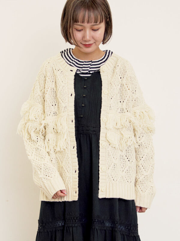 セール】 【Fluffy Wool Blend】フリンジ前後2WAYニット（オフホワイト