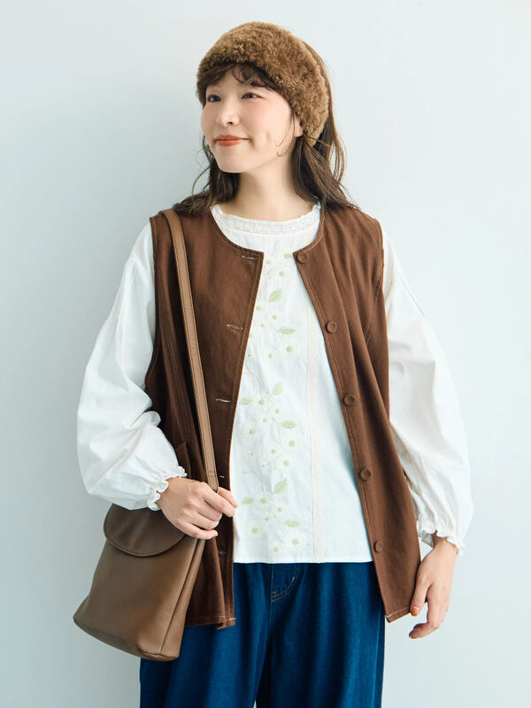 WEB限定】花柄刺繍ブラウス（ブラック/モカ/キナリ/トップス/シャツ