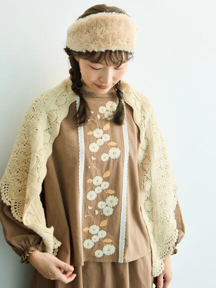 【WEB限定】花柄刺繍ブラウス（ブラック/モカ/キナリ）｜Samansa Mos2（サマンサ モスモス）通販