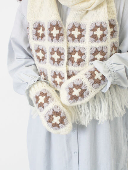 モチーフ編みマフラー（オフホワイト/モカ）｜Samansa Mos2（サマンサ モスモス）通販
