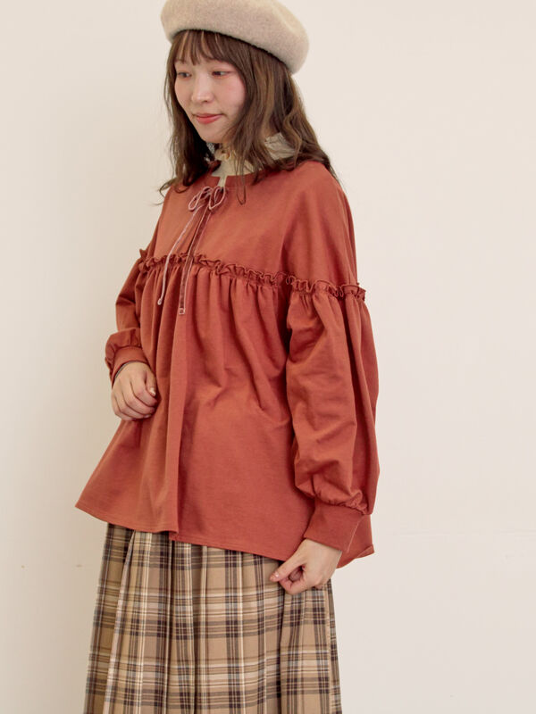 ミニ裏毛切替ギャザープルオーバー（オフホワイト/ブラック/オレンジ