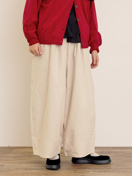 [帯電防止裏地]裾切替バルーンパンツ《M/Lサイズ》（ベージュ/ネイビー/キナリ）｜Samansa Mos2（サマンサ モスモス）通販