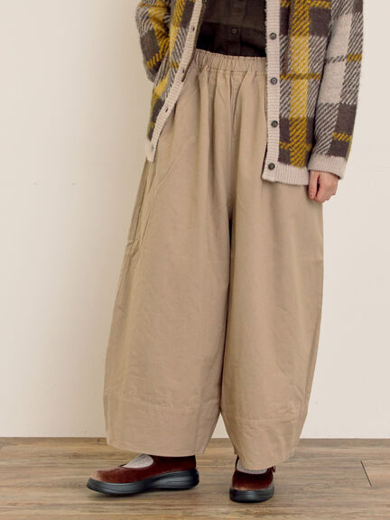 [帯電防止裏地]裾切替バルーンパンツ《M/Lサイズ》（ベージュ/ネイビー/キナリ）｜Samansa Mos2（サマンサ モスモス）通販