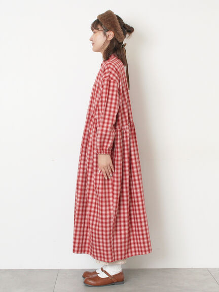 【保温加工】バンドカラーワンピース ≪S/Mサイズ≫（チャコールグレー/ブラック/レッド/ミント）｜Samansa Mos2（サマンサ モスモス）通販