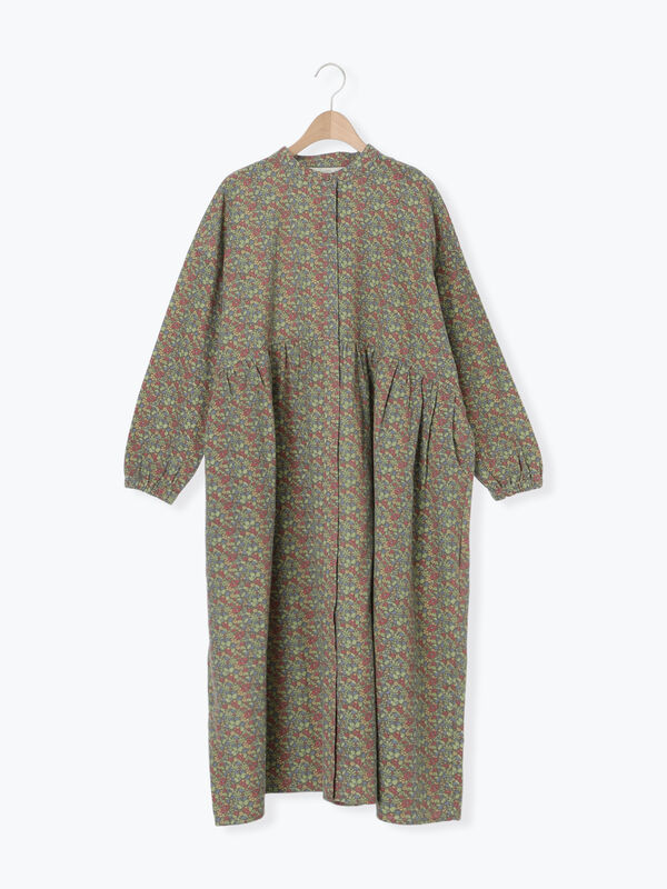 セール】 【保温加工】バンドカラーワンピース ≪S/Mサイズ