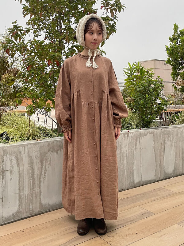 立川限定】リネンスタンドフリルワンピース（チャコールグレー