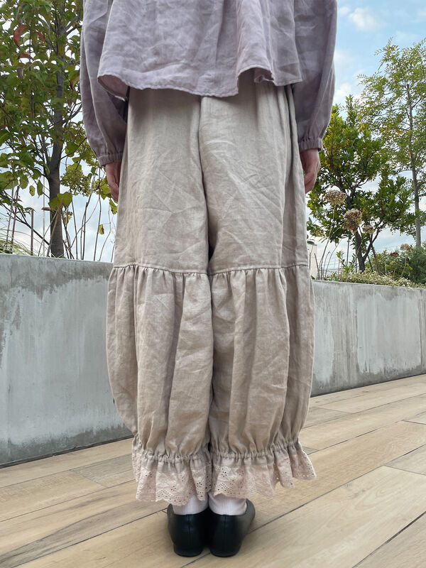 立川店/EC限定】リネンしずくギャザーパンツ（チャコールグレー