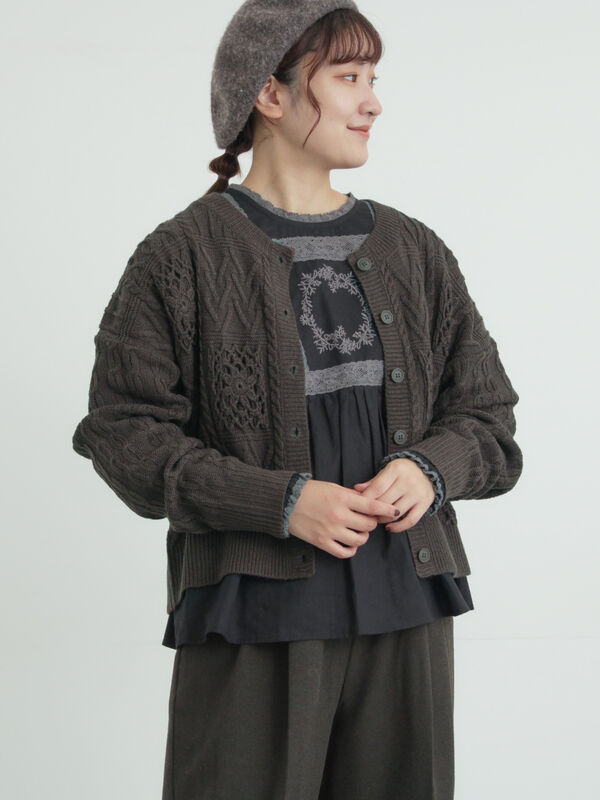 クロシェ風パッチワークニットカーディガン（ダークブラウン/イエロー