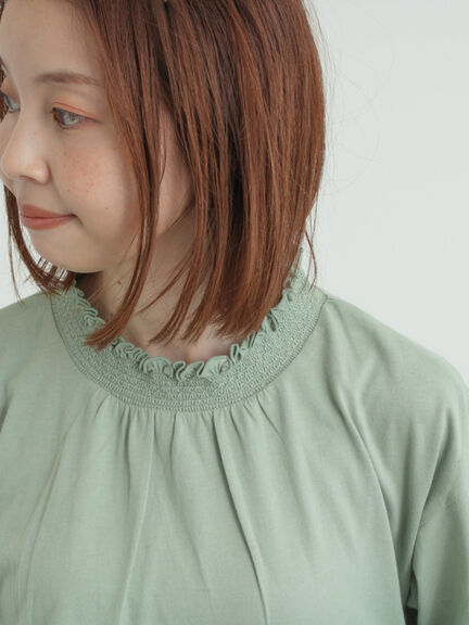 【吸湿発熱】襟スモッキングカットソー（オフホワイト/ブラック/ベージュ/ミント）｜Samansa Mos2（サマンサ モスモス）通販