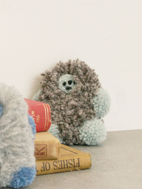 WEB限定】YETI KEY RING（ホワイト/グレー/チャコールグレー/ベージュ