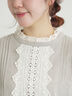前立てレース切替ブラウス（オフホワイト/グレー/ブラック/ベージュ）｜Samansa Mos2（サマンサ モスモス）通販
