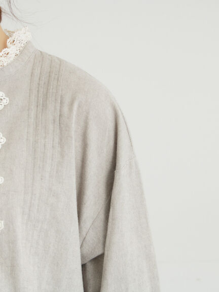 前立てレース切替ブラウス（オフホワイト/グレー/ブラック/ベージュ）｜Samansa Mos2（サマンサ モスモス）通販