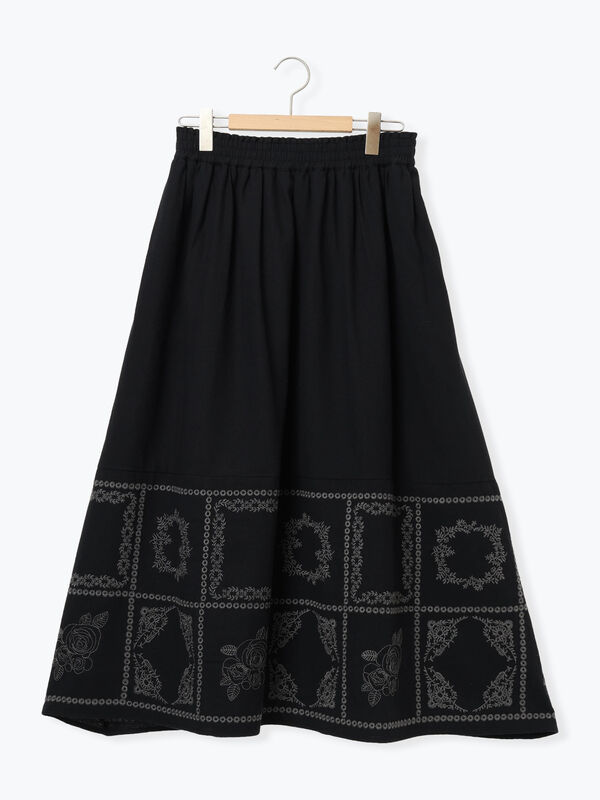 裾モチーフ刺繍ギャザースカート（ブラック）｜Samansa Mos2（サマンサ モスモス）通販