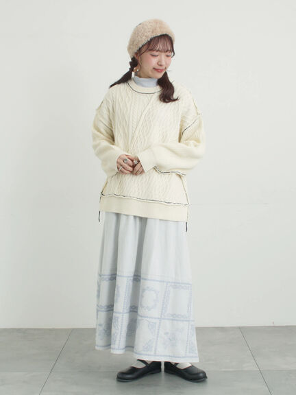 裾モチーフ刺繍ギャザースカート（オフホワイト/ブラック/ブルー）｜Samansa Mos2（サマンサ モスモス）通販