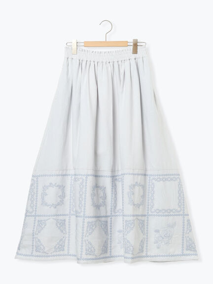 裾モチーフ刺繍ギャザースカート（オフホワイト/ブラック/ブルー）｜Samansa Mos2（サマンサ モスモス）通販