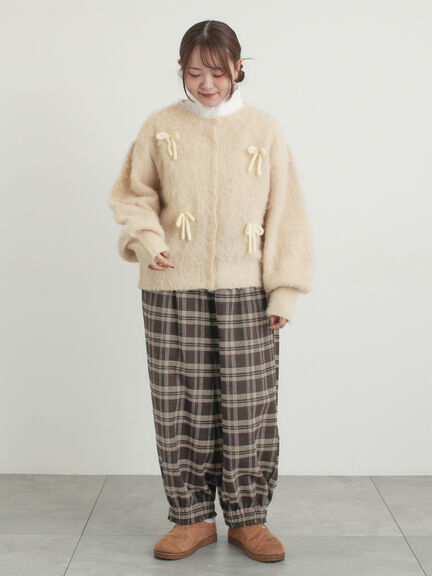 【保温加工】衿レース重ね着風タートルインナー（オフホワイト/チャコールグレー/ピンク/ベージュ）｜Samansa Mos2（サマンサ モスモス）通販