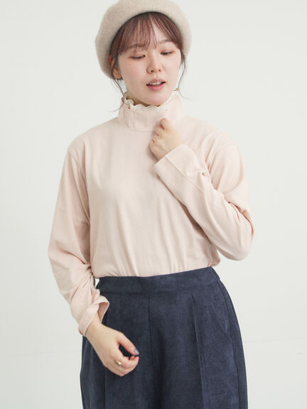 【保温加工】衿レース重ね着風タートルインナー（オフホワイト/チャコールグレー/ピンク/ベージュ）｜Samansa Mos2（サマンサ モスモス）通販