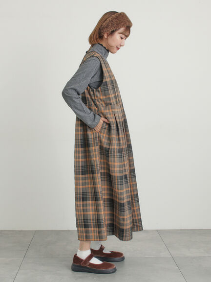 【保温加工】衿レース重ね着風タートルインナー（オフホワイト/チャコールグレー/ピンク/ベージュ）｜Samansa Mos2（サマンサ モスモス）通販