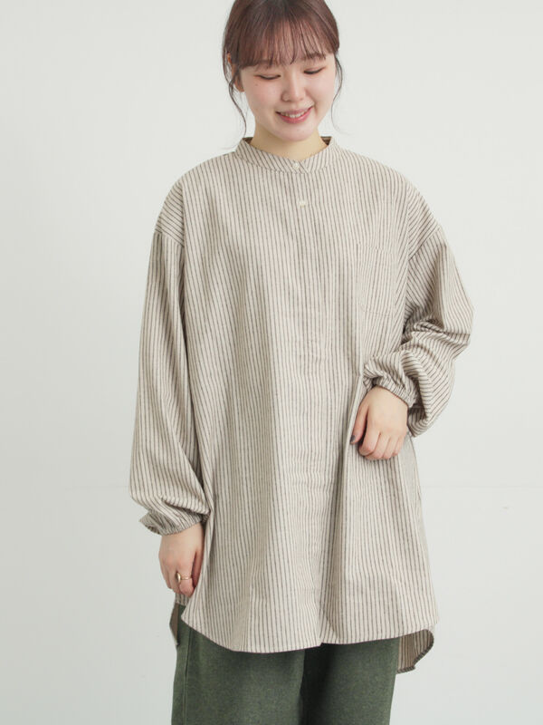 セール】 【保温加工】チュニック（オフホワイト/チャコールグレー