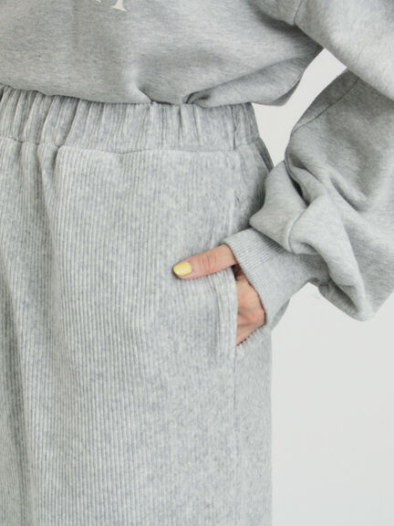 カットコーデュロイナロースカート（グレー/ブラック/クリーム）｜Samansa Mos2（サマンサ モスモス）通販