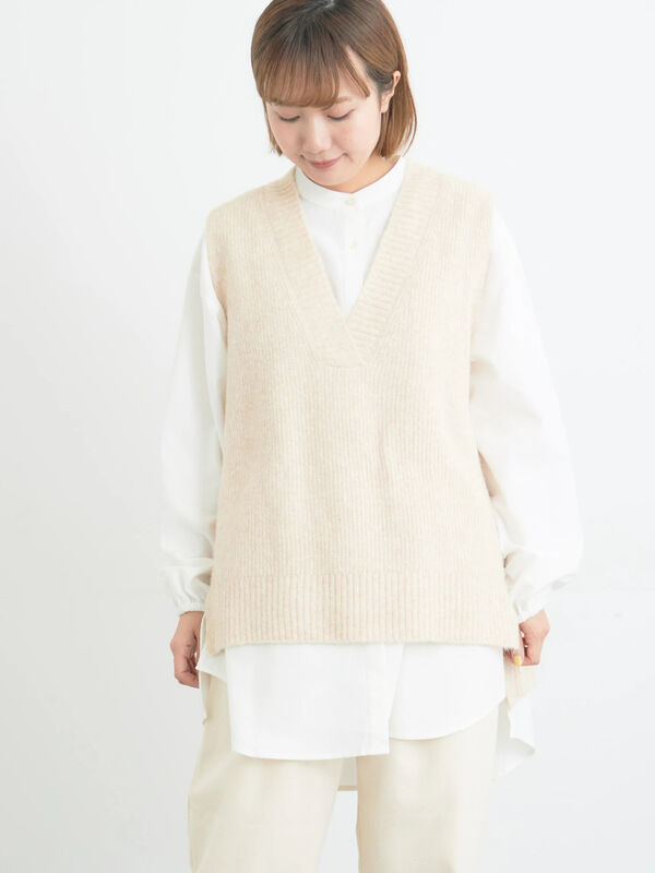 Vネックリブベスト（チャコールグレー/ベージュ/キナリ）｜Samansa Mos2（サマンサ モスモス）通販