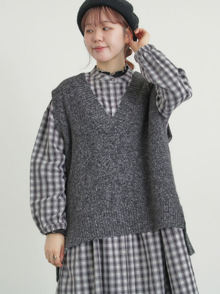 Vネックリブベスト（チャコールグレー/ベージュ/キナリ）｜Samansa Mos2（サマンサ モスモス）通販