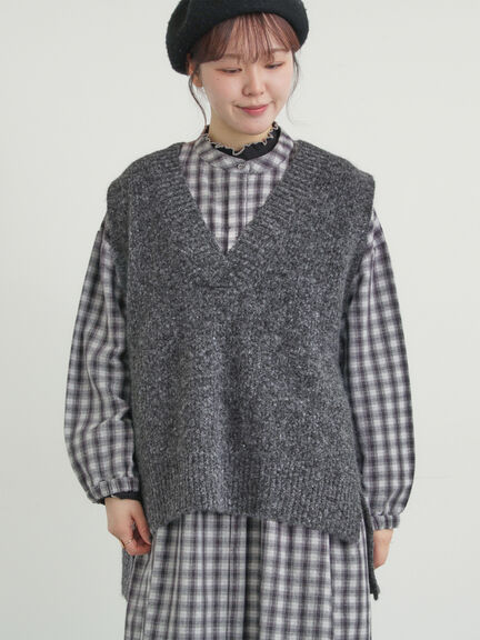 Vネックリブベスト（チャコールグレー/ベージュ/キナリ）｜Samansa Mos2（サマンサ モスモス）通販