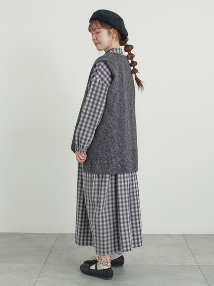 Vネックリブベスト（チャコールグレー/ベージュ/キナリ）｜Samansa Mos2（サマンサ モスモス）通販