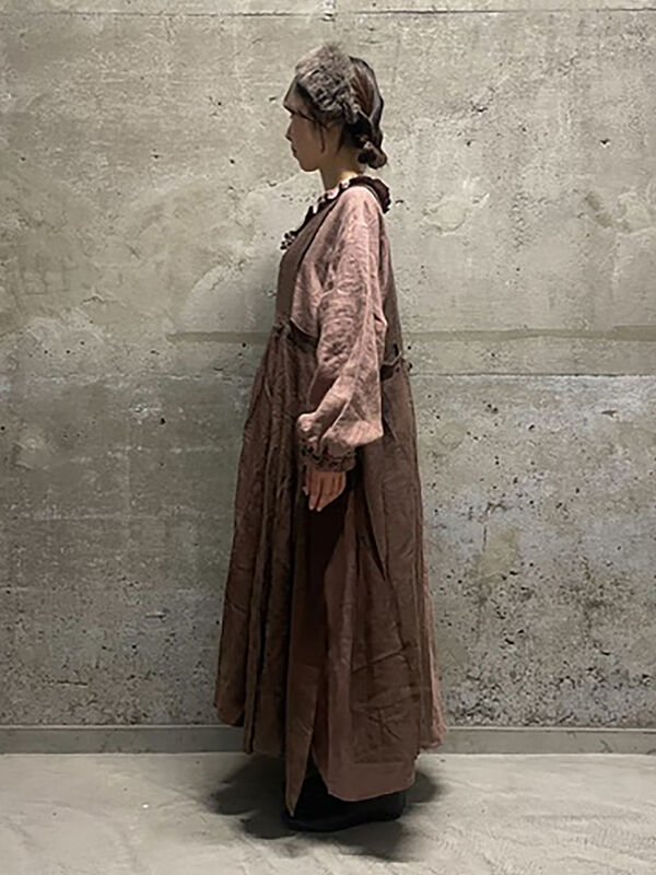 立川店/EC限定】リネンエプロンワンピース（オフホワイト